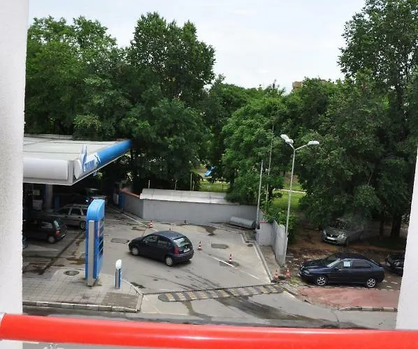 Lux * パザルジク